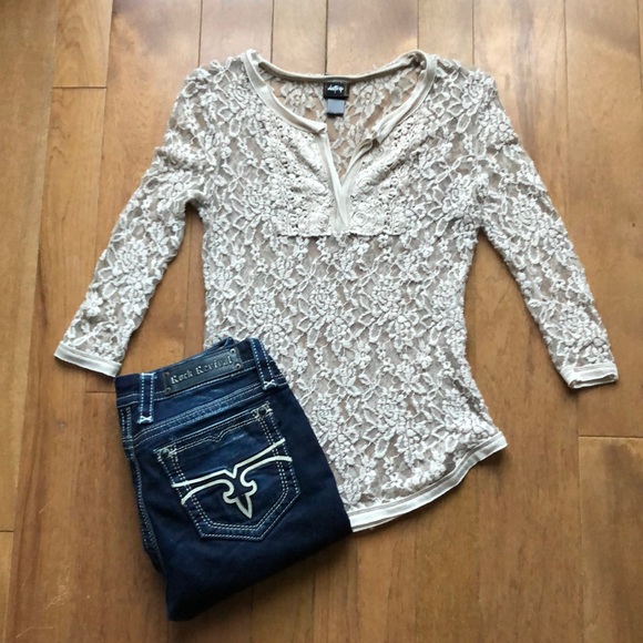 Daytrip Tops - Daytrip Lace and crochet detail medium top